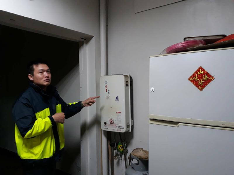 民眾為避免寒冷緊閉家中門窗，宜蘭縣政府消防局呼籲民眾注意通風，以免一氧化碳中毒。