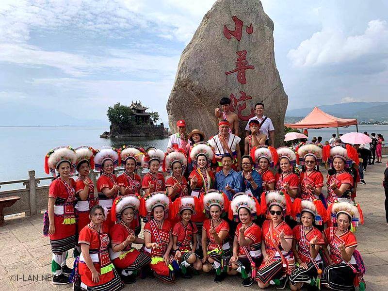 宜蘭瑪嘎巴嗨到雲南大理為核桃季祈福 民眾給予熱烈的掌聲!