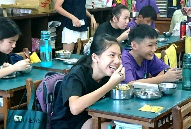 宜蘭縣中小學生免費營養午餐全面實施
