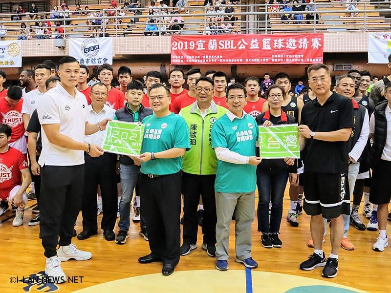 今年力邀前來的台灣銀行籃球隊、九太科技籃球隊，是國內最高籃球殿堂的SBL勁旅。