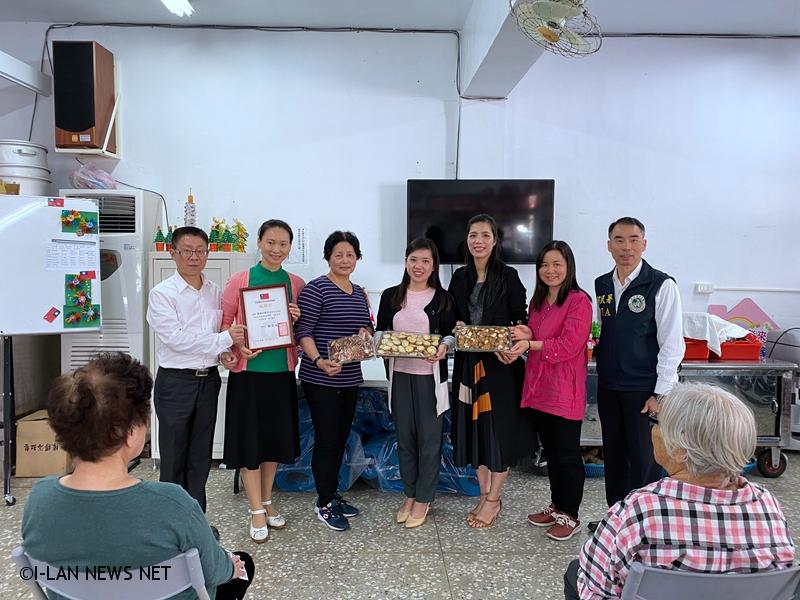 陸籍姊妹王群與越南姊妹們獲得內政部移民署「第5屆築夢計畫」。