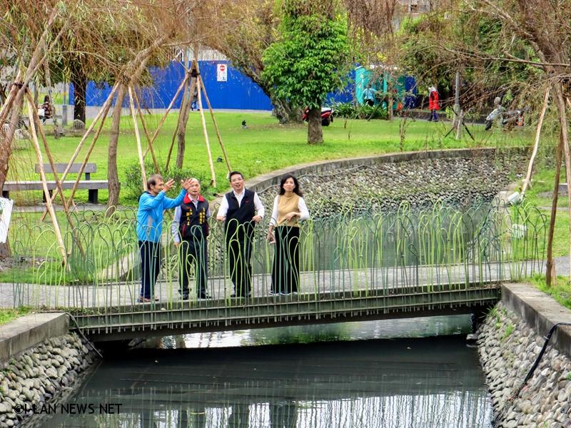 中山公園一直是宜蘭市的重要景點，隨著宜蘭舊護城河工程的完工，並搭配著園內照明、洛克馬裝置藝術、市民之森三期等計畫的推動，已成為宜蘭市民及各地遊客喜愛的觀光、休憩場所。