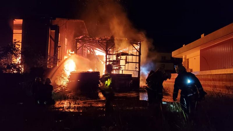 羅東木材工廠大火延燒4個小時全毀!