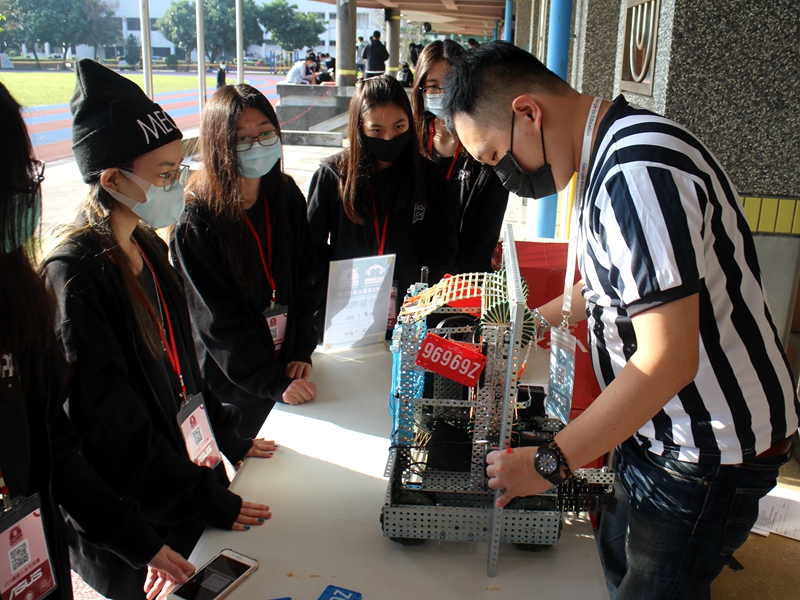 第三屆臺灣區「VEX IQ Challenge」機器人競賽 將在宜蘭中山國小選出國手!