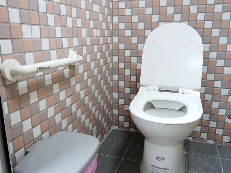 羅東中山公園老人館二樓廁所更新 讓長者享受高品質如廁環境!