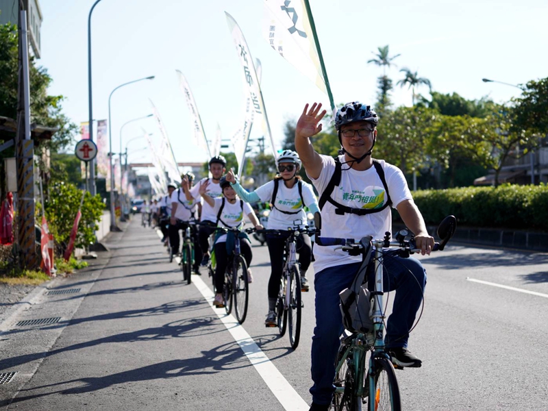 穿越台九線民進黨2022年五合一青年公職參選人腳踏車宣誓!