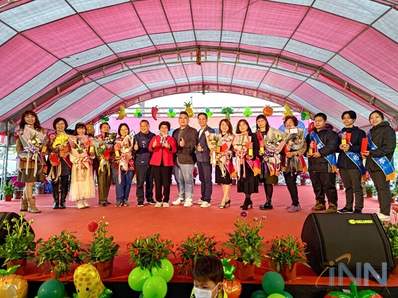 羅東鎮表揚模範農民、植樹節健行送千株樹苗!