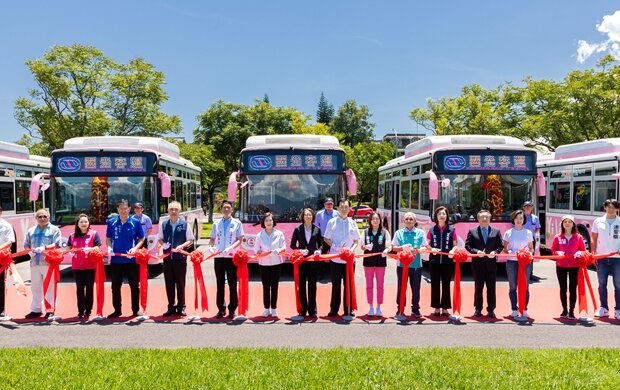 宜蘭更新24輛電動公車服務五大主要路線!