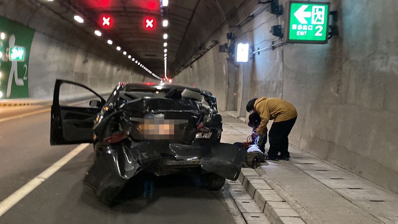 蘇花東澳隧道3車追撞3人受傷送醫救治