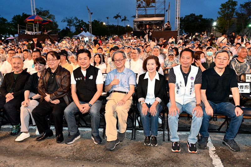 文化部推動文化平權 「木蘭」戶外演出炫目宜蘭