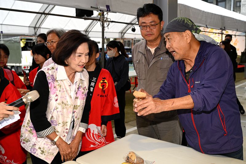 ㄐㄧㄡˋ樹要你好看在「頭農001」宣導守護老樹