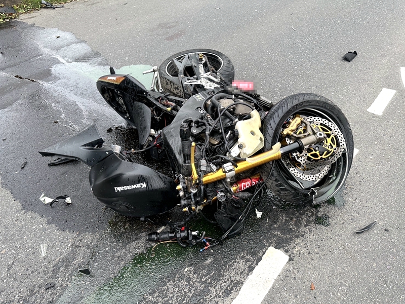 三星路二段自小客貨車、重機車禍 釀1死