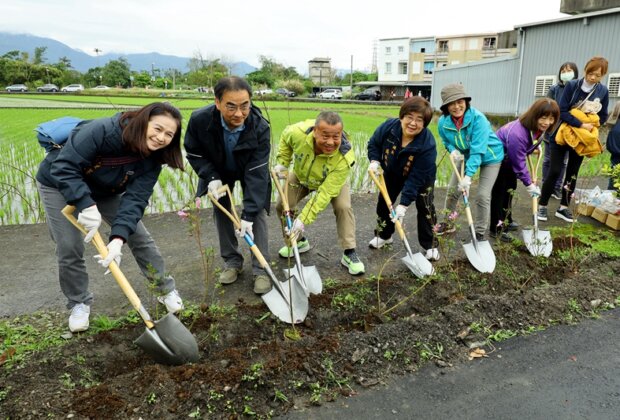 羅東鎮植樹節暨農民節 千名民眾健走護地球