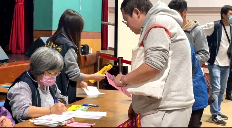 羅東三月初三呷拜拜500桌漏夜排隊秒殺！