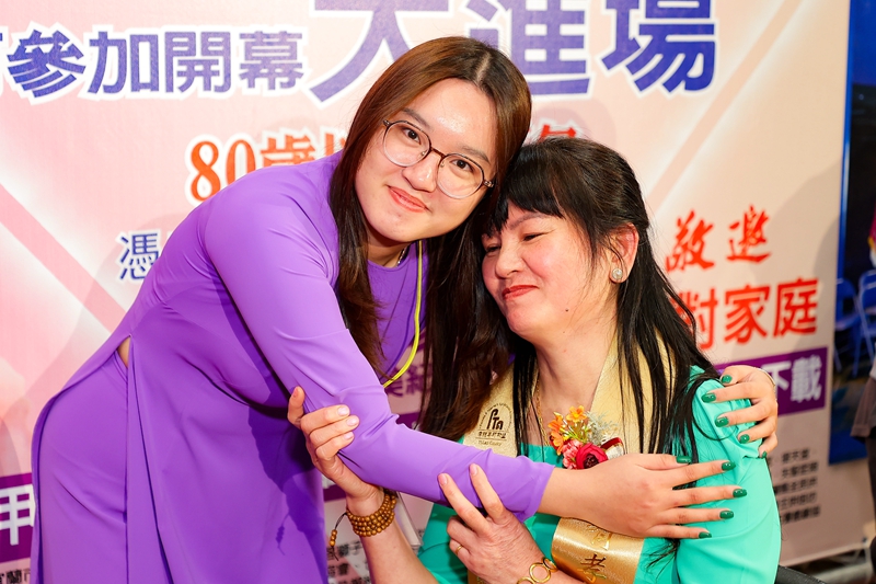 為父母洗腳行動孝心 孩子最好的榜樣!
