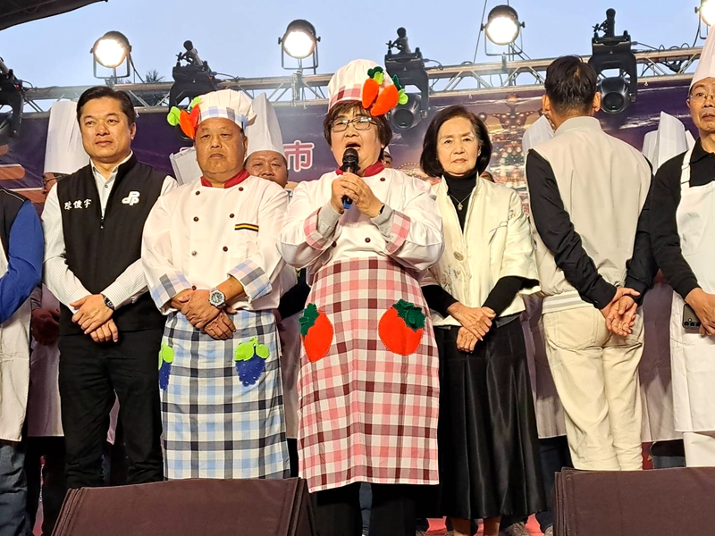 羅東封街吃呷拜拜 萬人共饗蘭陽美食