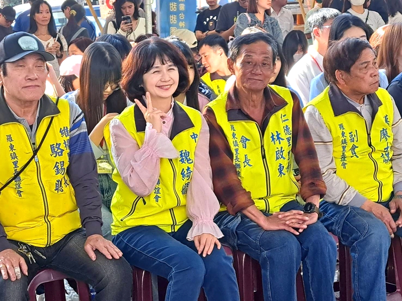 羅東表揚28位優秀青年!現場氣氛超感人