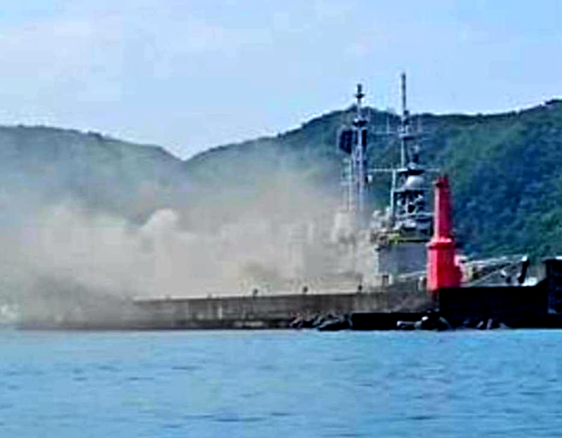 焊接失誤釀禍？馬公艦蘇澳中正基地失火!翻拍Taiwanadz臉書