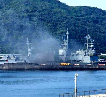 焊接失誤釀禍？馬公艦蘇澳中正基地失火!翻拍Taiwanadz臉書