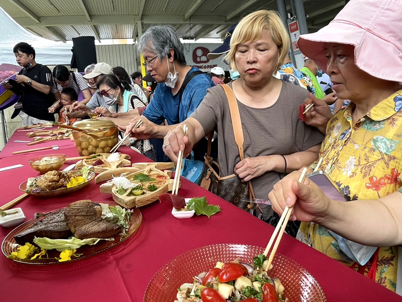 鮮!南方澳黑鮪魚進京秀場!百份料理免費吃