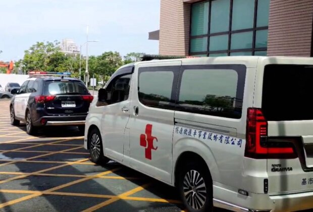 腦死男器捐愛延續 員警開道護航生命路!