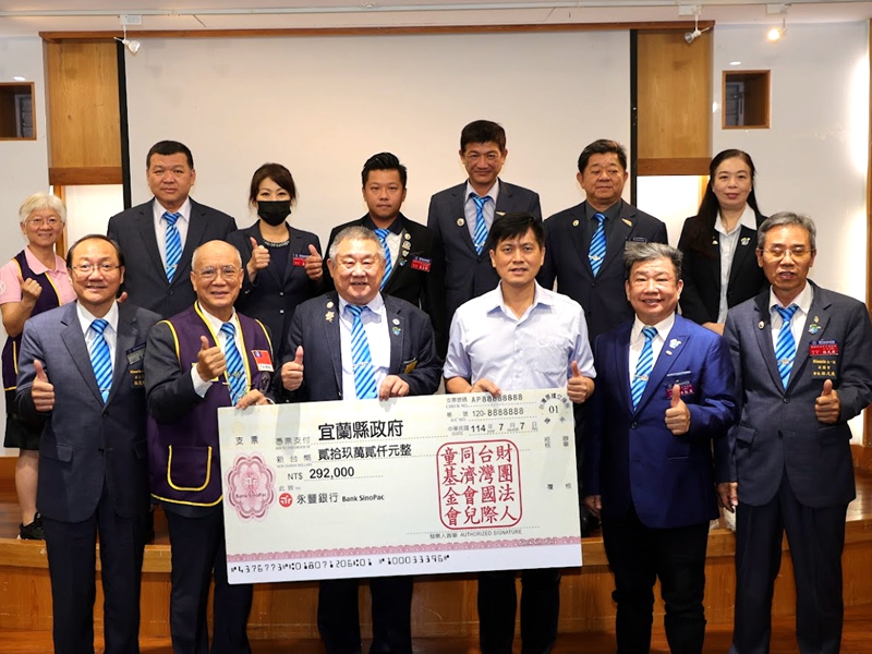 宜蘭150學子獲獎助 學習路更安穩!