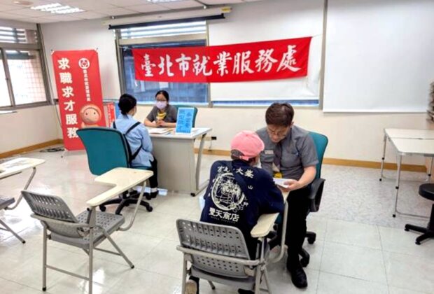 北市25企業釋955職缺！高薪上看6萬(照片台北市政府勞工局提供)