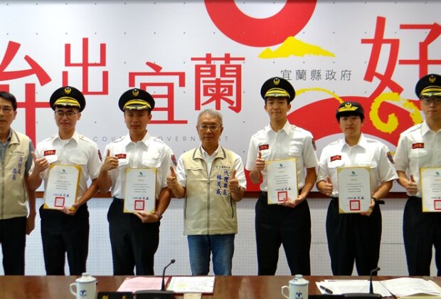 OHCA獲新生！宜蘭14位消防英雄受表揚