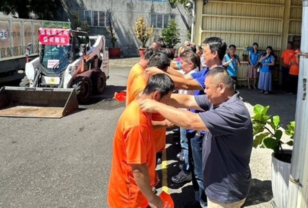 頭城清潔隊馳援花蓮光復 協助重建家園