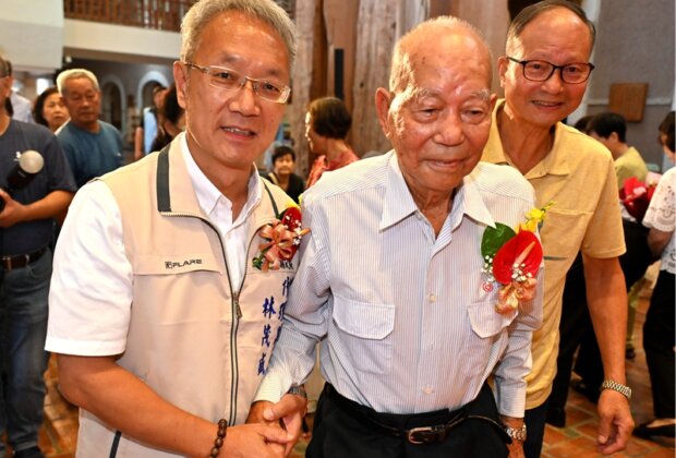 重陽節!宜蘭代理縣長祝108位百歲人瑞安康