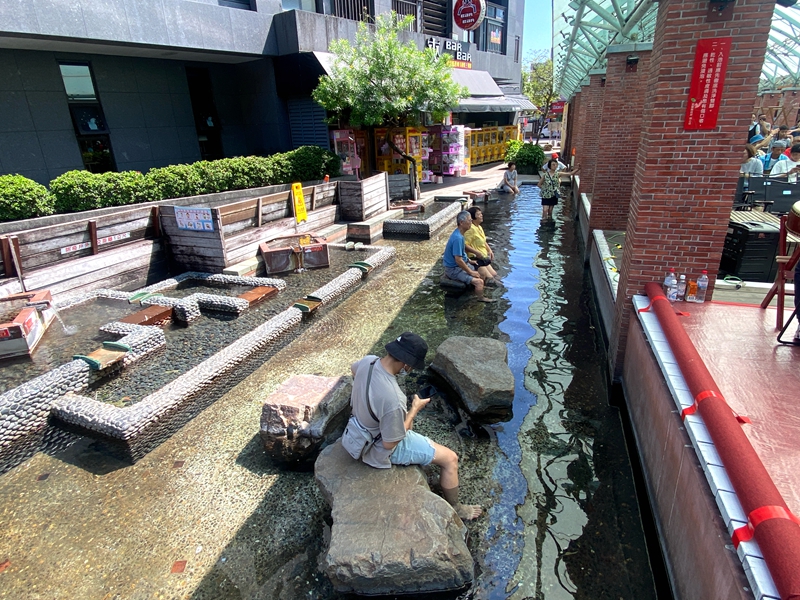 雙十礁溪湯圍溝溫泉公園 宜!蘭人市集同慶