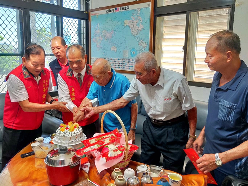 五結鄉符合重陽敬老禮金者有8389人!