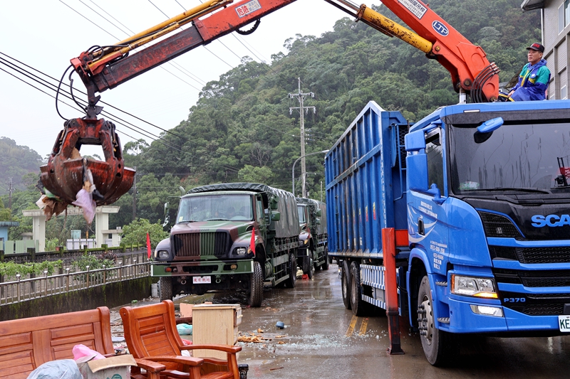 蘇澳災後動起來!機具、熱食 全民重建家園 | 宜蘭新聞網