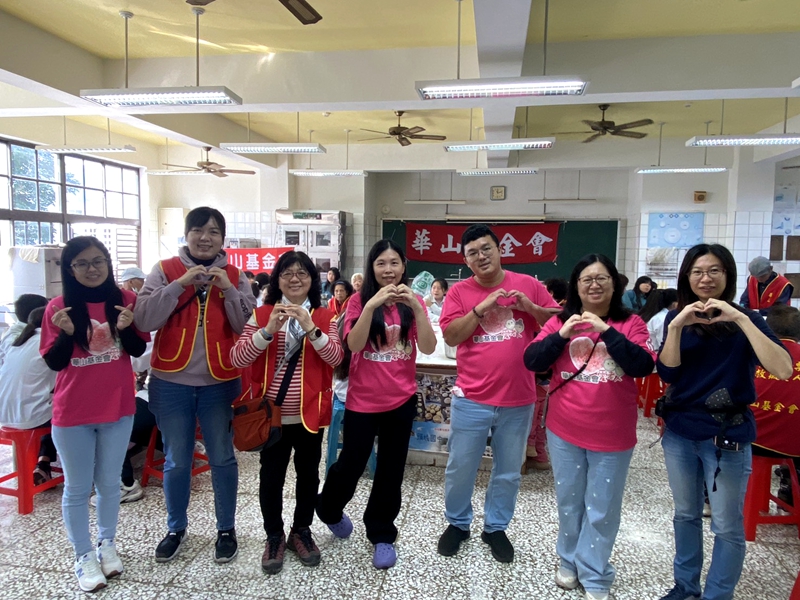 跨世代暖冬搓湯圓守護孤老 華山頭城募愛