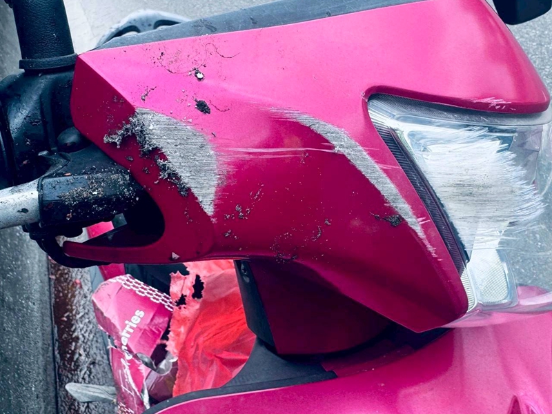 蘇澳移山路美猴王攔路 女騎士閃不及棃田!