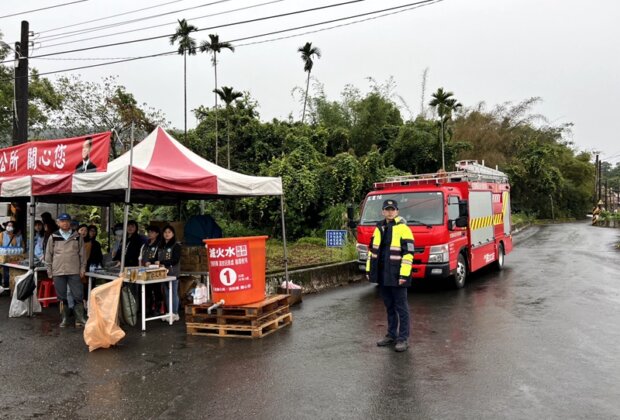 清明掃墓加旅遊潮 宜警全面交通疏導