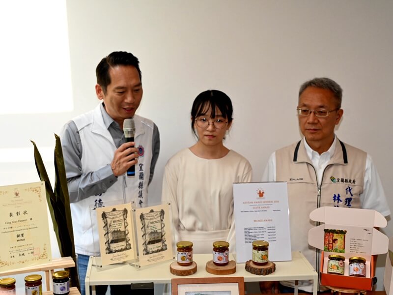 宜蘭味 青菓邸舍果醬紅到國際拿7獎